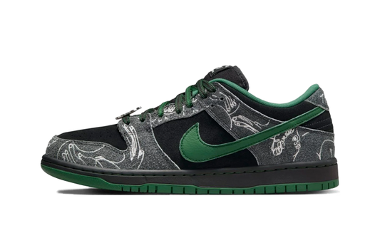 SB Dunk Low There Skateboards