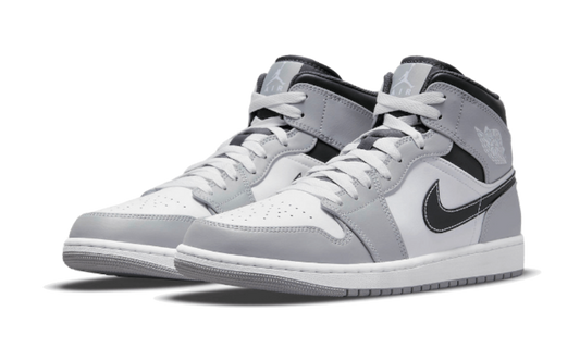 air-jordan-1-mid-light-smoke-grey-2022-554724-078-2_5000x