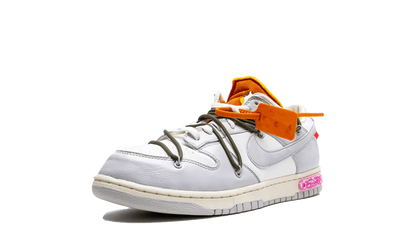 Nike Dunk Low Off-White Lot 22