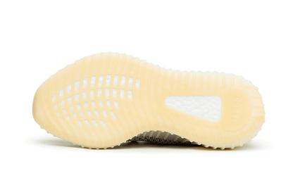 yeezy-boost-350-v2-ash-pearl-992567_5000x